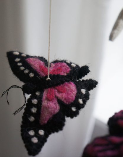 Gamcha Mobile, Butterfly, Pink