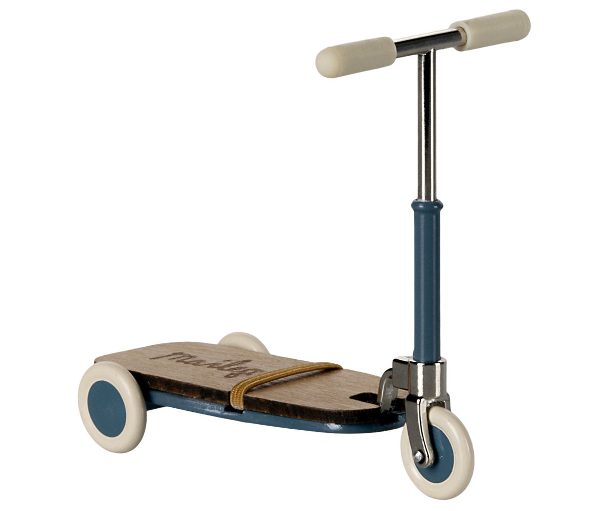 Maileg Kick board, Mouse - Blue